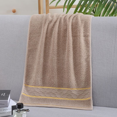 Doux et confortable 100% coton serviette de bain 110g pour une expérience de bain luxueuse