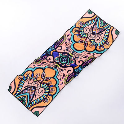 Des serviettes de sport à la mode imprimées avec le logo de glace à refroidissement rapide et du tissu 0.1 Jacquard
