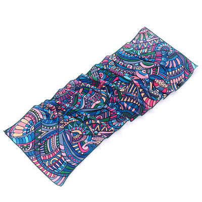 Des serviettes de sport à la mode imprimées avec le logo de glace à refroidissement rapide et du tissu 0.1 Jacquard