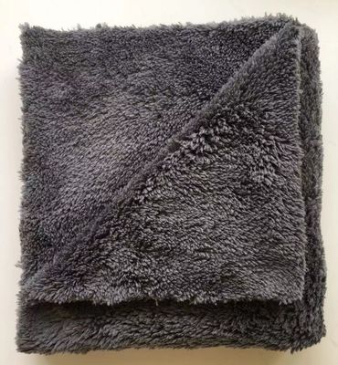 Tissu de nettoyage de voiture en microfibre pour avion 16 x 16 carré