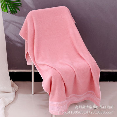 Une serviette de bain de couleur solide pour adultes Logo personnalisé Publicité Essuie-glace pour poitrine haute absorption