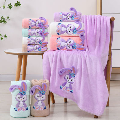 Polyester épaissis Delu serviettes souples séchage rapide et absorbant l'eau avec des cadeaux à la main