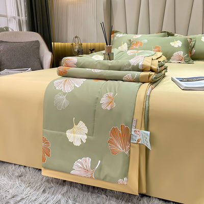 Des draps de lit en soie lavée de luxe, fournis en 4 pièces, remplis de draps doux et respirants