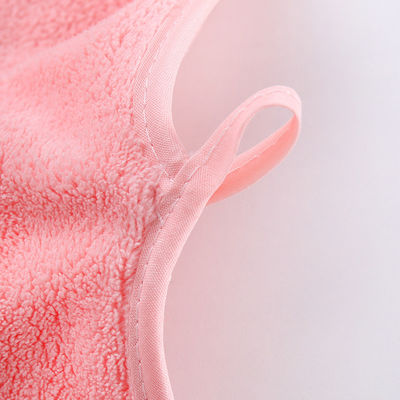 Polyester épaissis Delu serviettes souples séchage rapide et absorbant l'eau avec des cadeaux à la main