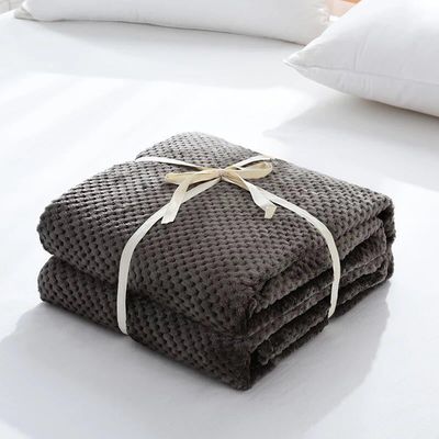Couchette en laine de flanelle et couverture de genou pour les nuits froides