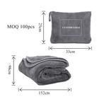 Couverture et coussin de voyage brodés avec logo personnalisé pour un voyage en avion confortable