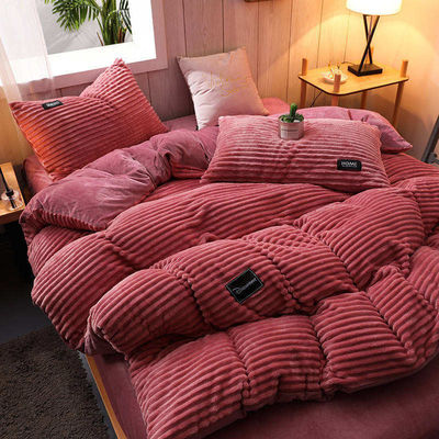 Ensemble de literie en flanelle 4 pièces Lit simple Ensemble de tissu Densité 133x72 Queen King Taille