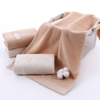 Ensemble de serviettes de bain en coton avec logo brodé Doux et absorbant Taille personnalisée 34*74 cm