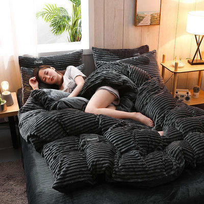 Accueil Hôtel 4 pièces de lit en flanelle, couverture de couette, coussin plat, taille Queen/King