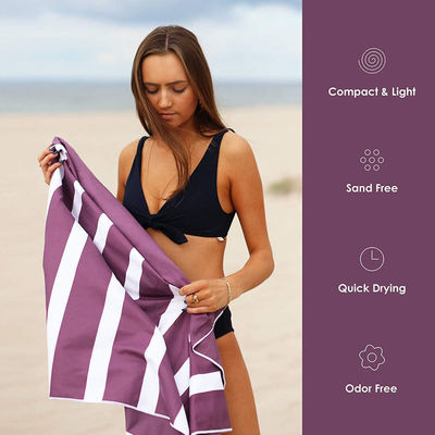 Accessoires de toilette de plage en microfibre absorbant imprimé sur mesure et velours à double face pour le plaisir de plage