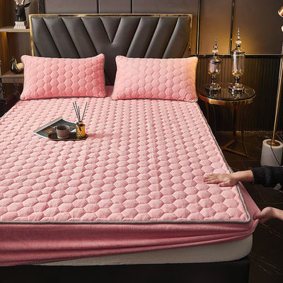 Couverture de lit de luxe chaud 3 pièces de velours de lait couverture de lit avec couleur personnalisée