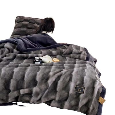 Vêtements de taille supérieure portés sur le corps entier Sweatshirt couverture télévision en flanelle Vêtement en laine Hoodie couverture avec manche