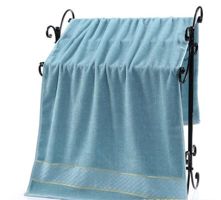 Touche en coton 32S très absorbante avec bordure dorée et motif de pile de coupe de couleur solide