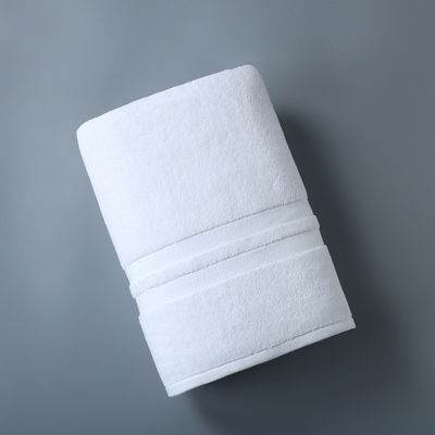 Ensemble de serviettes d'hôtel à motif rayé épais en tissu de coton pur pour les bains de luxe