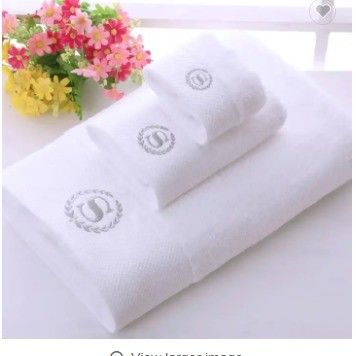 Logo personnalisé Hôtel de luxe 5 étoiles Blanc 100% coton Dobby Face Hand Bath Towels Set