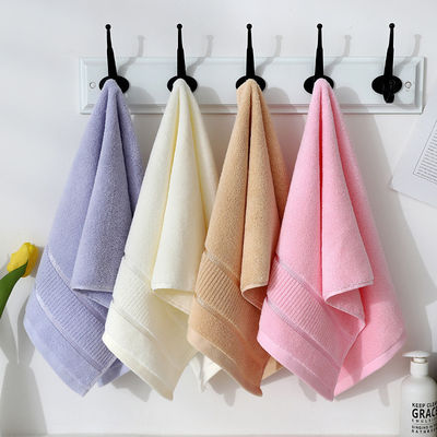 Embroidery Logo serviette en coton pour enfants femmes hôtel de maison Spa Ect 35 * 75 cm / 70 * 140 cm