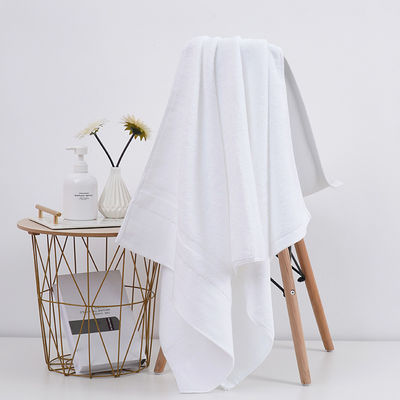 Toile de bain en coton à longs agrafes de haute qualité pour les salles de bains et les spas des hôtels