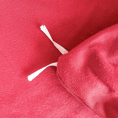 Dans la couleur rouge chaud de la visque de velours de cristal lit ensemble pour l'hiver Lit couverture de lit