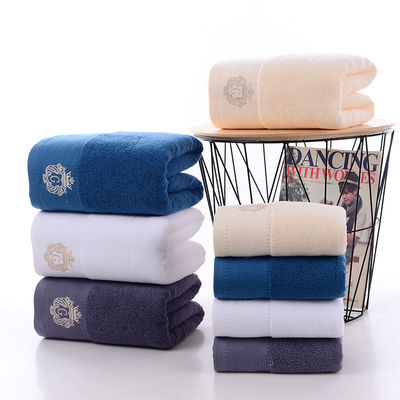 Logo personnalisé Broderie serviettes en coton blanc Puri coton serviette adsorbante douce pour hôtel