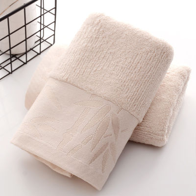 Tissu en fibre de bambou super propre serviette pour le visage serviette de bain avec motif d'impression animale 2024