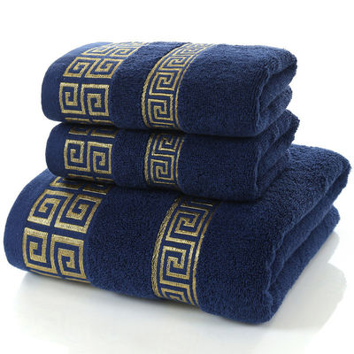 Des serviettes à main et à visage en coton peigné pur et en eau de bain de 30*30cm 35*75cm et 70*140cm