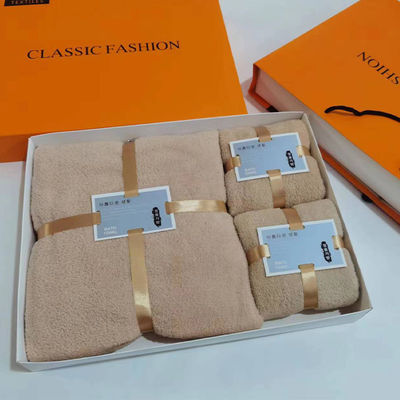 Sac à mailles et boîte cadeau inclus Microfiber Adult Towel Set Toile de bain 70*140cm pour SPA