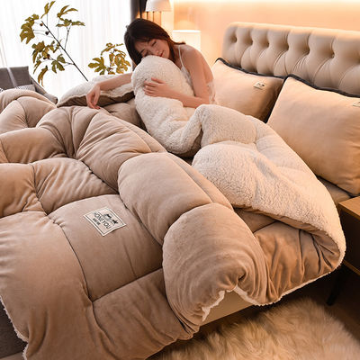 Ensemble de literie personnalisé avec couette en laine d'agneau épaissie et logo personnalisé