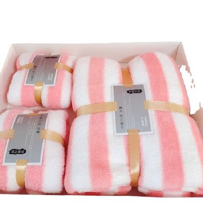 Épaississement de la courbe tricotée Plush Cationic Set 3 en 1 serviette pour salle de bain de concepteur comme indiqué