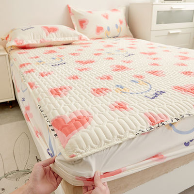 Couverture de matelas imperméable à l'eau pliée pour la maison Hôtel entièrement entouré protection du lit