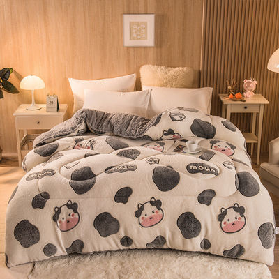 Logo personnalisé Couverture de lit Coussin de velours Broderie chaude Coussin épais Coussin d'hiver Plush Prêt