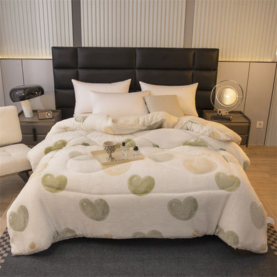 Logo personnalisé Couverture de lit Coussin de velours Broderie chaude Coussin épais Coussin d'hiver Plush Prêt