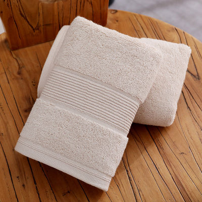 Logo personnalisé Longues serviettes en coton pour les hôtels Douces absorbant et flexible