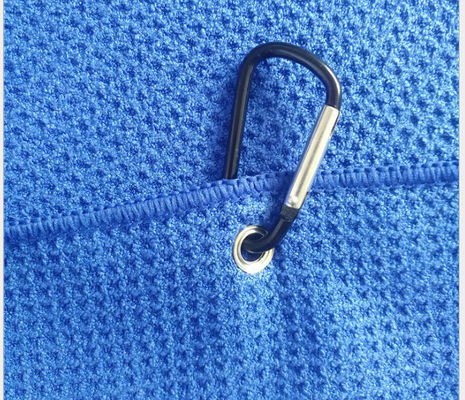 Logo imprimé sur mesure serviette de golf en microfibre avec conception de gaufre et crochet 30*50cm/40*60cm
