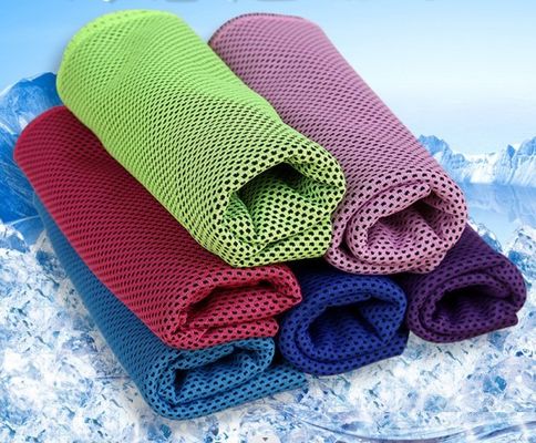 Séchage et refroidissement rapides serviettes de refroidissement personnalisées pour les sports de gym en tissu de polyester