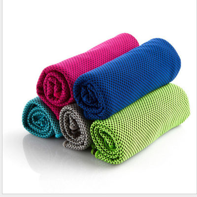 Touffe de refroidissement sportif Logo personnalisé Touffe de microfibre sèche rapide pour le yoga Beach Fitness