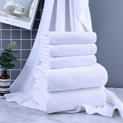 Les serviettes ménagères et les serviettes de salle de bain de l'hôtel en coton pur 35*75 70*140 pour les salles de bains de l'hôtel