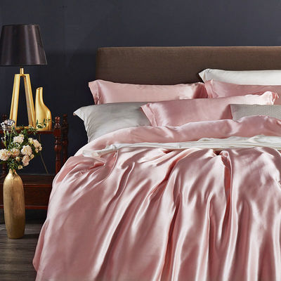 Découvrez le confort avec nos ensembles de literie 100% en soie pure couverture de couette