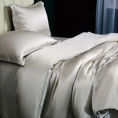 100% 6A Silk Pure Comforter Sets Lit Luxe Silk Lit Sets avec le logo personnalisé