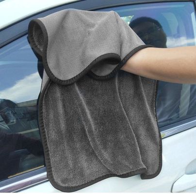 Tissu de nettoyage de voiture en microfibre rectangulaire à double couche à serviette absorbante pour lavage de voiture