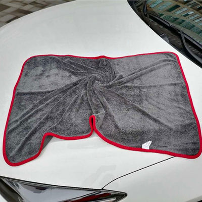 Logo personnalisé 700-1300gsm Microfibre en boucle tordue serviette de lavage pour le nettoyage automobile