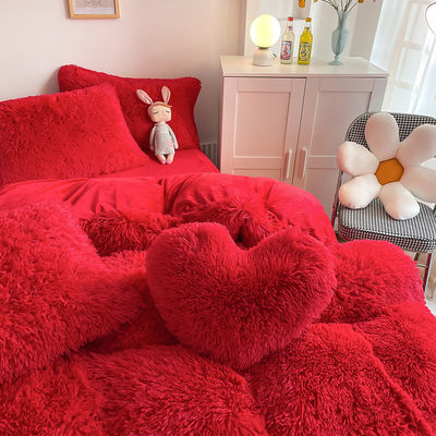 Couleur moderne teintée en blanc et en velours de vison, ensemble de quatre pièces pour la literie chaude d'hiver