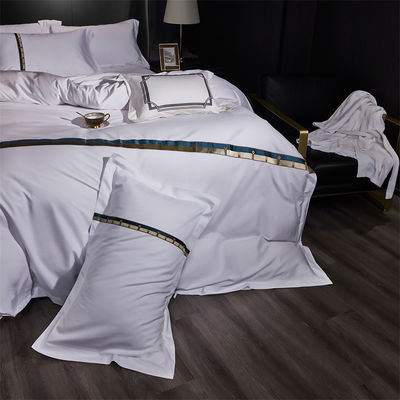 Maison sur mesure 100% coton satin Large bande 60s Jet Blanc Broderie Couverture de lit de luxe