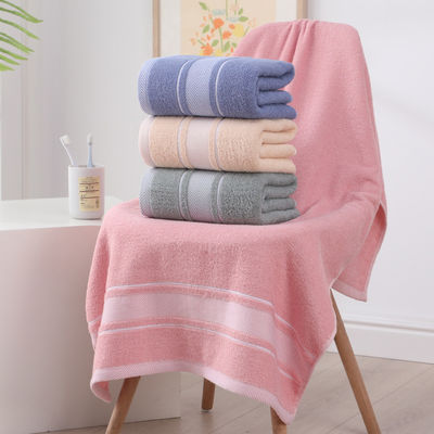 Tissu ultra doux pour serviettes de bain en coton teint