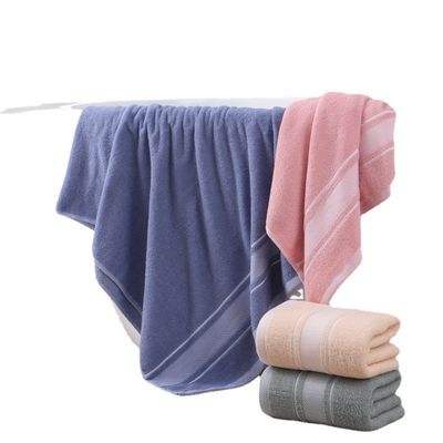 Tissu ultra doux pour serviettes de bain en coton teint