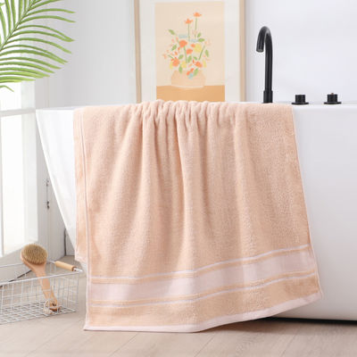 Tissu ultra doux pour serviettes de bain en coton teint