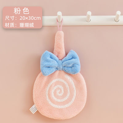 Un mouchoir doux et absorbant pour sécher rapidement une serviette en coton dans la salle de bain ou la cuisine
