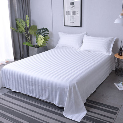 173 * 118 Densité du tissu Dubaï Hôtel Lit de luxe Ensemble Couverture de couette pour les ensembles de literie d'hôtel