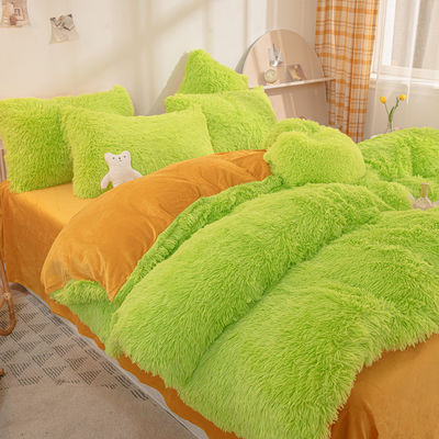 100% polyester automne et hiver mink velours four-pièce pour la literie confortable