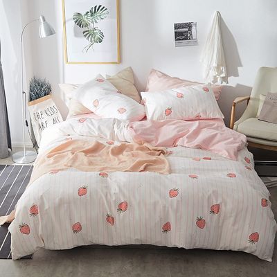Couverture de couette en coton 100% Kawaii Couverture de couette de fraise pour lit de bébé dans la chambre