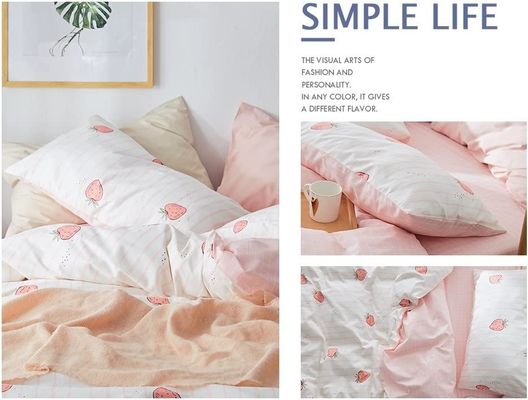 Couverture de couette en coton 100% Kawaii Couverture de couette de fraise pour lit de bébé dans la chambre